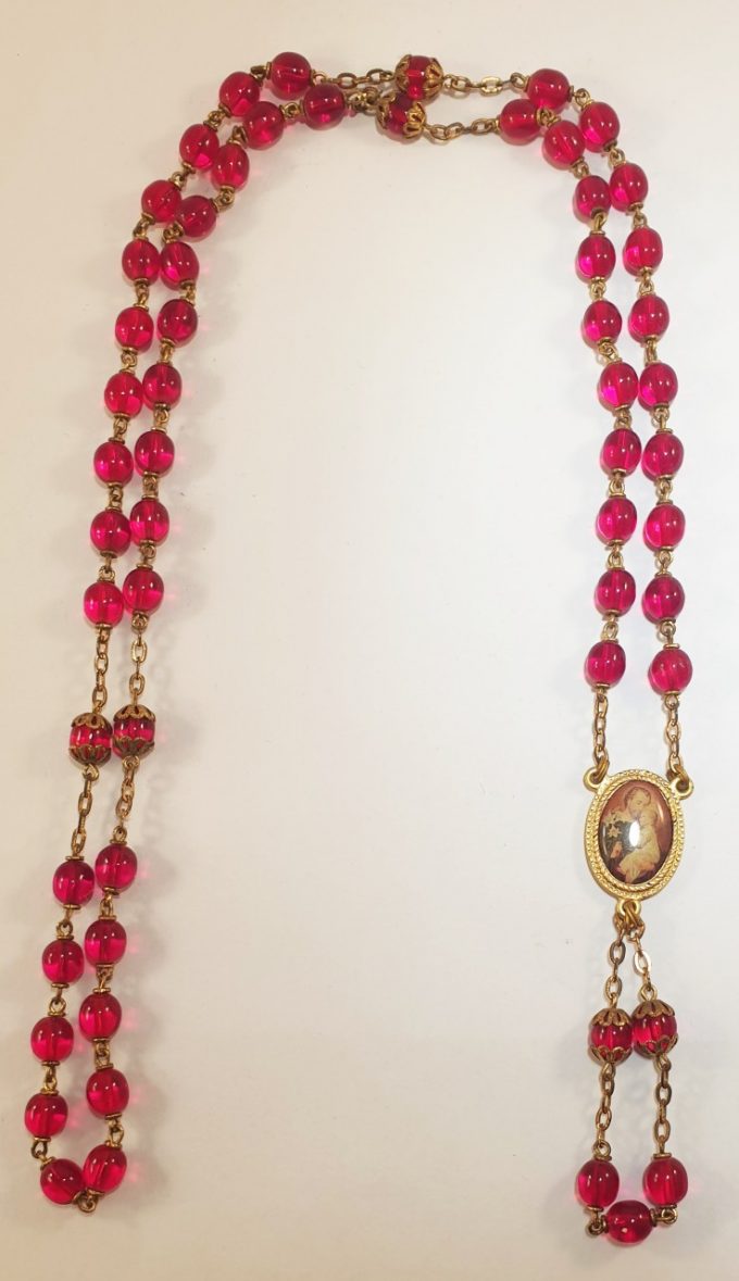 Rosary_Beads_Red__53309