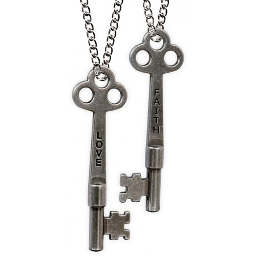 FaithLoveKeyPendant__58645