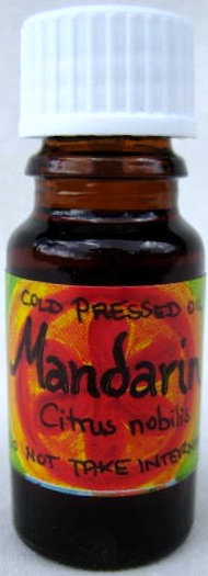 MandarinEssentialOil__05660
