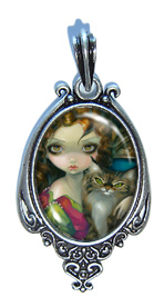 PrincesWithCatPendant__73790